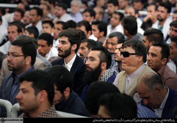 ۸ هزار نفر در حادثه منا شهید شدندو آمریکا و حامیان ریاض در جنایات سعودیها شریکند ۸ هزار نفر در حادثه منا شهید شدندو آمریکا و حامیان ریاض در جنایات سعودیها شریکند