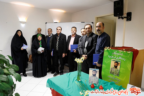 ارزشی بودن دفاع مقدس و انقلاب اسلامی، نباید مانع نقد محصولات فرهنگی در این حوزه شود ارزشی بودن دفاع مقدس و انقلاب اسلامی، نباید مانع نقد محصولات فرهنگی در این حوزه شود