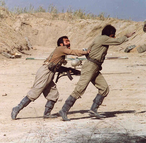 تفاوت سینمای دفاع مقدس با سینمای جنگ تفاوت سینمای دفاع مقدس با سینمای جنگ