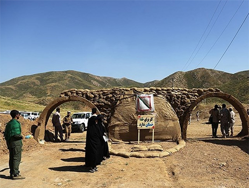 برپایی نمایشگاه بزرگ مردان عاشورایی در بوستان ولایت برپایی نمایشگاه بزرگ مردان عاشورایی در بوستان ولایت