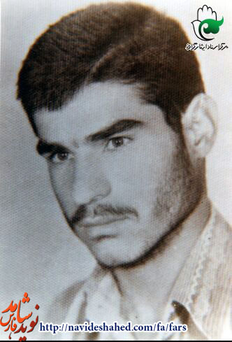 نگذاريد گروهکهاي وابسته به شرق و غرب انقلاب اسلامي را پايمال کنند نگذاريد گروهکهاي وابسته به شرق و غرب انقلاب اسلامي را پايمال کنند