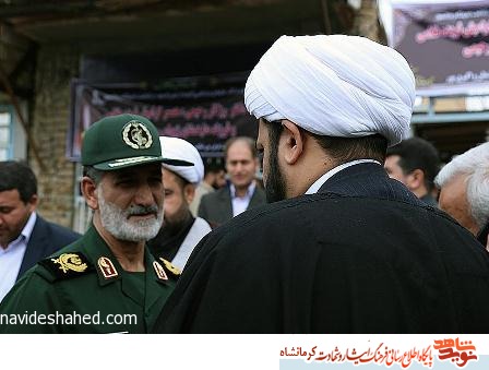 مدیرکل حفظ آثار دفاع مقدس کرمانشاه با خانواده شهدای سانحه هوایی اوکراین دیدار کرد مدیرکل حفظ آثار دفاع مقدس کرمانشاه با خانواده شهدای سانحه هوایی اوکراین دیدار کرد