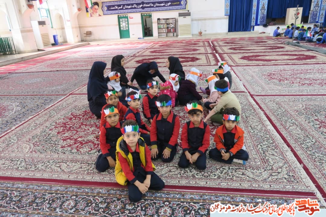 گزارش تصویری/عطر افشانی قبور شهدا با دستان کوچک نونهالان انقلاب گزارش تصویری/عطر افشانی قبور شهدا با دستان کوچک نونهالان انقلاب