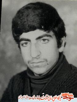 مادر شهيد «رحمان شيخ پور» به فرزند شهيدش پيوست مادر شهيد «رحمان شيخ پور» به فرزند شهيدش پيوست