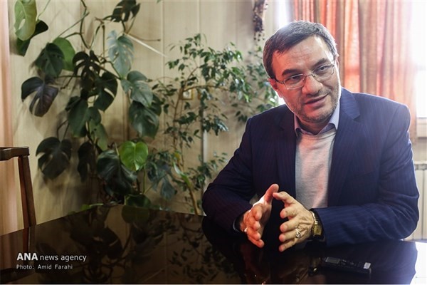 آثار بخش پژوهش سرخنگاران از تنوع خوبی برخوردار بودند آثار بخش پژوهش سرخنگاران از تنوع خوبی برخوردار بودند