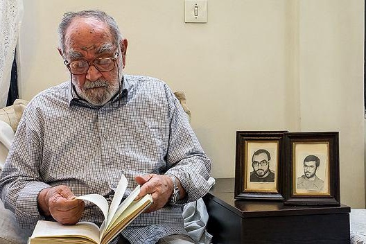 فرزندانم در یک لحظه شهید شدند/ همسرم شهادت بچههایمان را به من تبریک گفت! فرزندانم در یک لحظه شهید شدند/ همسرم شهادت بچههایمان را به من تبریک گفت!