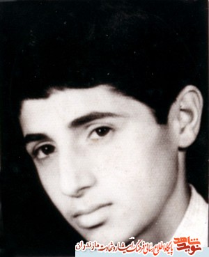 گذرى بر زندگى شهيد نوجوان صادق رضازاده گذرى بر زندگى شهيد نوجوان صادق رضازاده