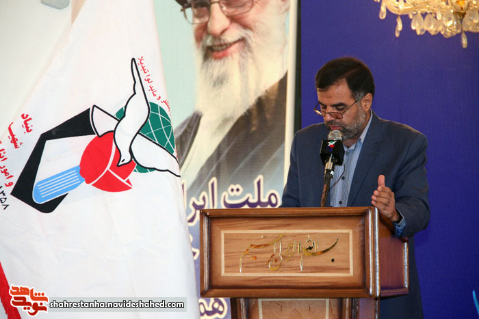 شهادت راه روشنی است که در مسیر ادیان توحیدی قرار دارد
