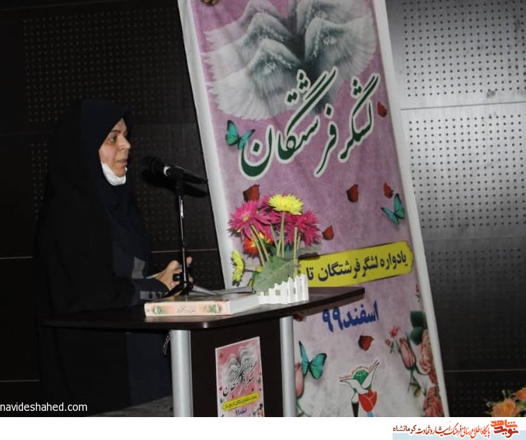 زنان در پیروزی انقلاب اسلامی نقش مؤثر و پررنگی داشته اند