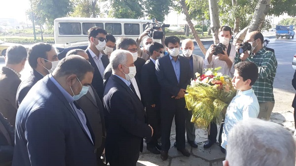 سعید اوحدی در گلزار شهدای همدان حضور یافت سعید اوحدی در گلزار شهدای همدان حضور یافت