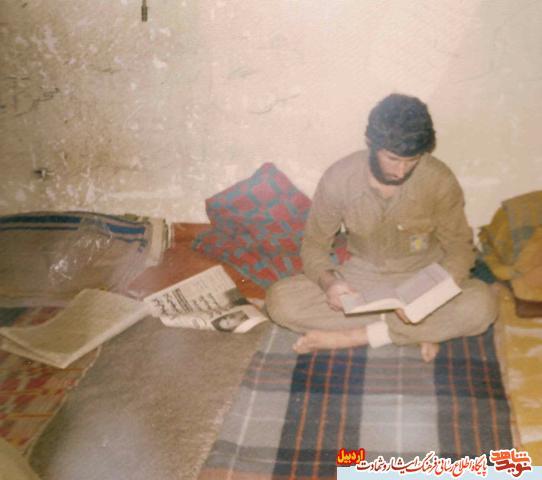 گزارش تصویری | مأنوس بودن شهدا با قرآن به روایت تصویر
