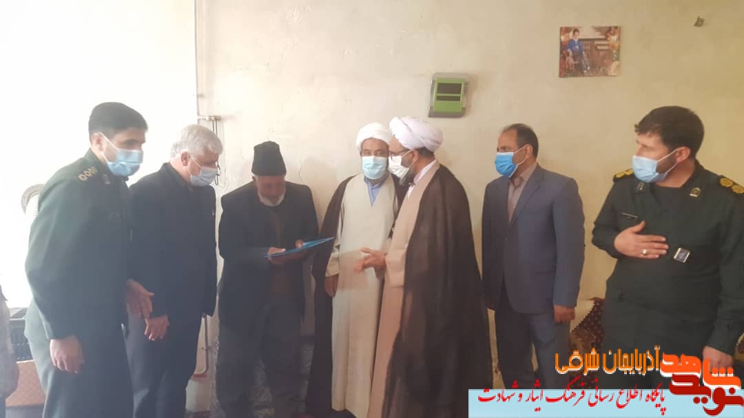 وجود جامعه ایثارگری پشتوانه‌ای مستحکم برای انقلاب است