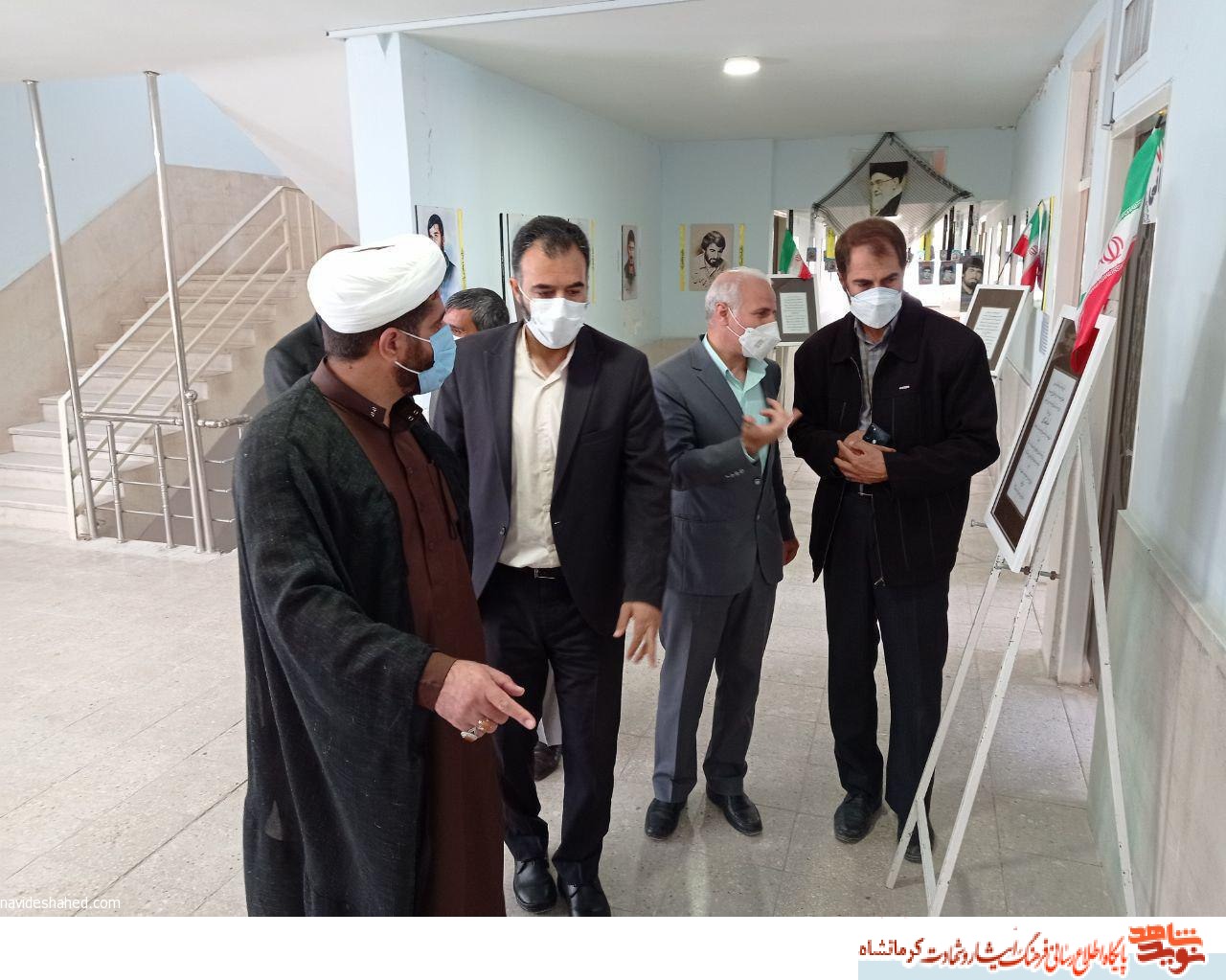 نمایشگاه وصیت نامه شهدا در سرپل ذهاب افتتاح شد