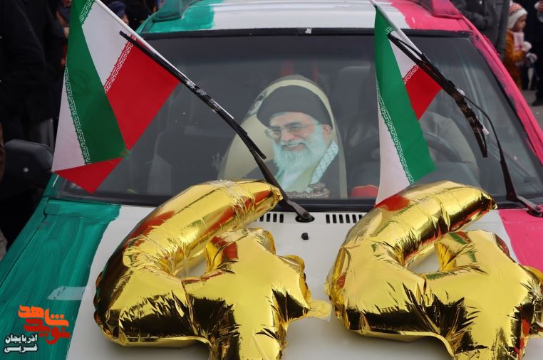 راهپیمایی 22 بهمن در ارومیه با حضور جامعه ایثارگری و مسئولان برگزار شد
