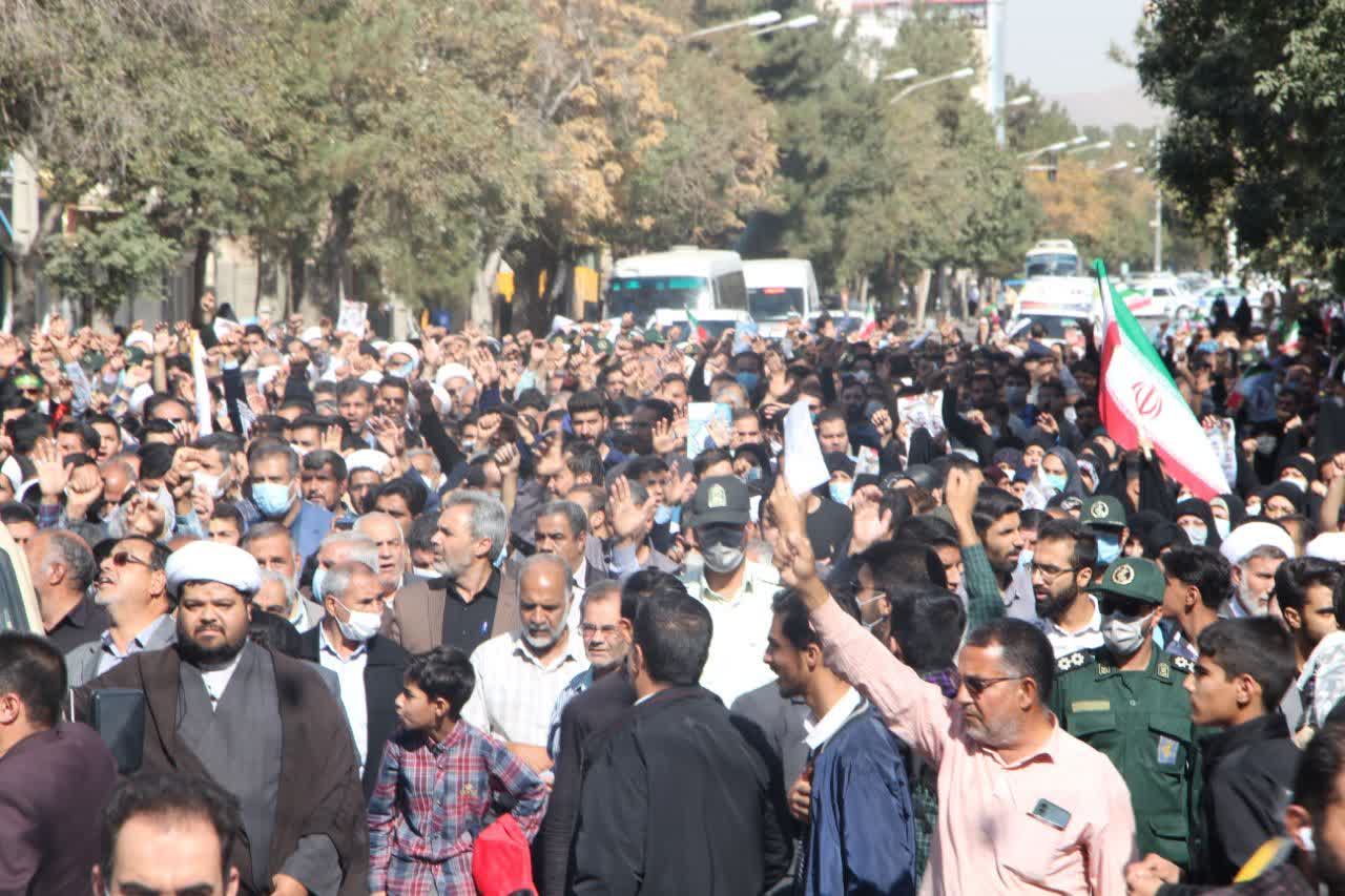 استقبال مردم شهید پروراستان کرمان از شهید ۸ ساله حادثه شاهچراغ