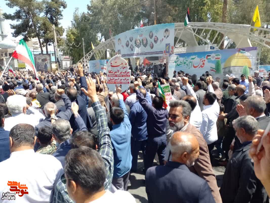 راهپیمایی روز جهانی قدس با حضور خانواده‌های معظم شهدا و ایثارگران در زاهدان