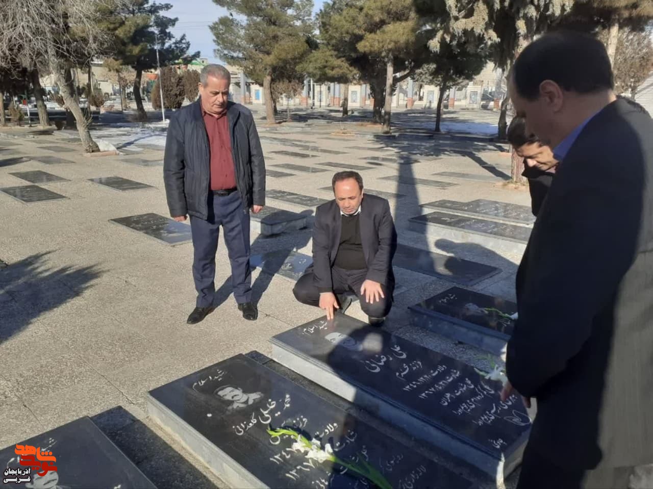 ادای احترام مدیرکل بنیاد شهید و امورایثارگران آذربایجان غربی به مقام شامخ شهدای سلماس
