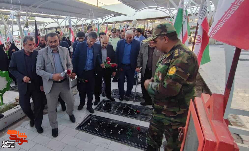 برگزاری مراسم «میهمانی لاله ها» درگلزار شهدای زاهدان