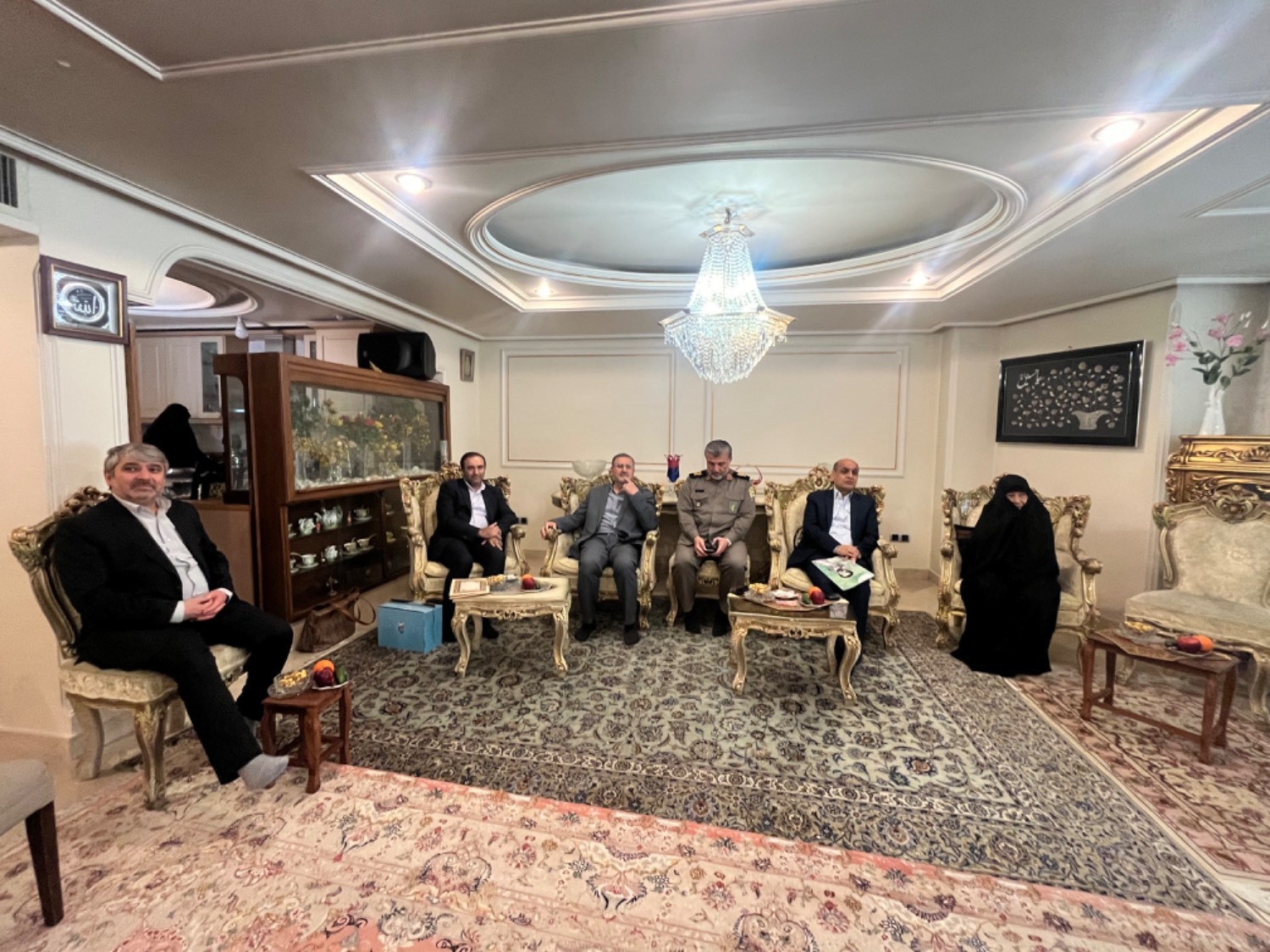 گزارش تصویری| دیدار مسئولان بنیاد شهید و امور ایثارگران با خانواده شهید اخوین انصاری