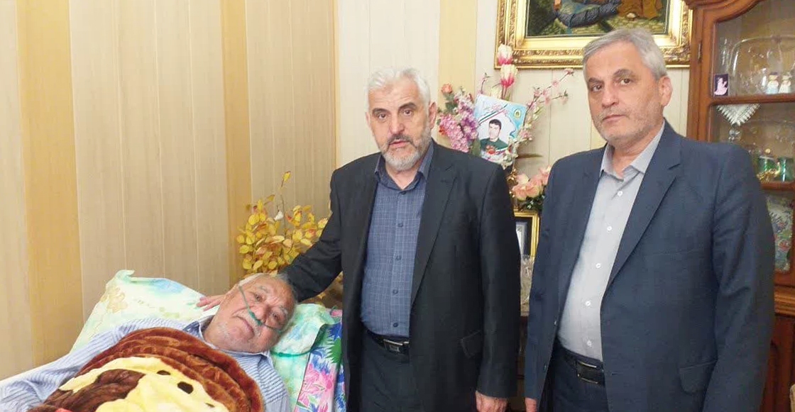 از پدر شهیدان «شکیب» عیادت شد
