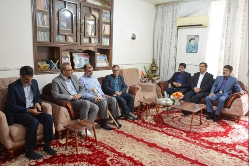 دیدار مدیرکل بنیاد شهید با ایثارگران پلدختر