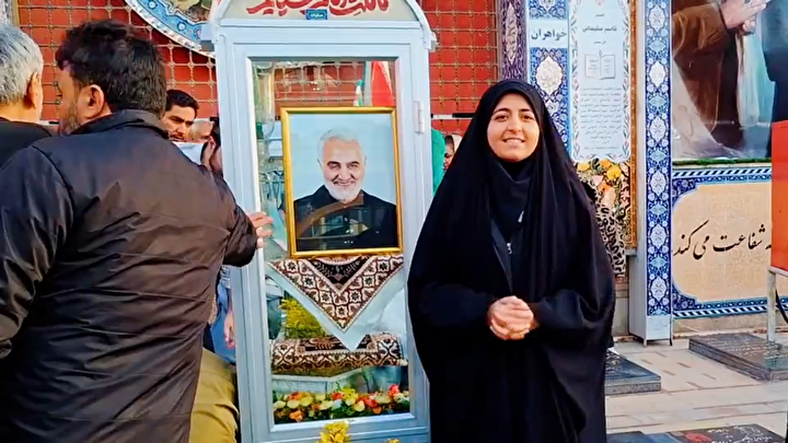 حضور جانبازان دفاع مقدس کرمان در جوار مزار علمدار شهدا حاج قاسم سلیمانی