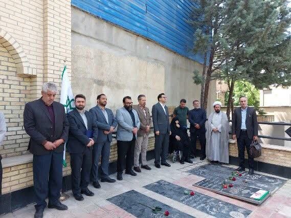 مزار شهدای «سبو کوچک» در لواسانات گلباران و عطرافشانی شد