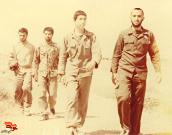 نگذارید خط امام از مسیرش جدا شود