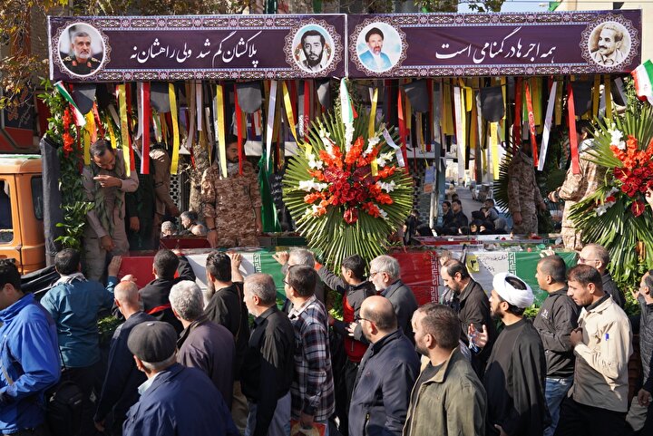 گزارش تصویری | تشییع پیکر مطهر شهدا در قزوین