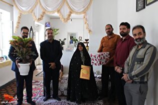 در خانه شهید، روایت ایثار هنوز زنده است؛ دیدار...